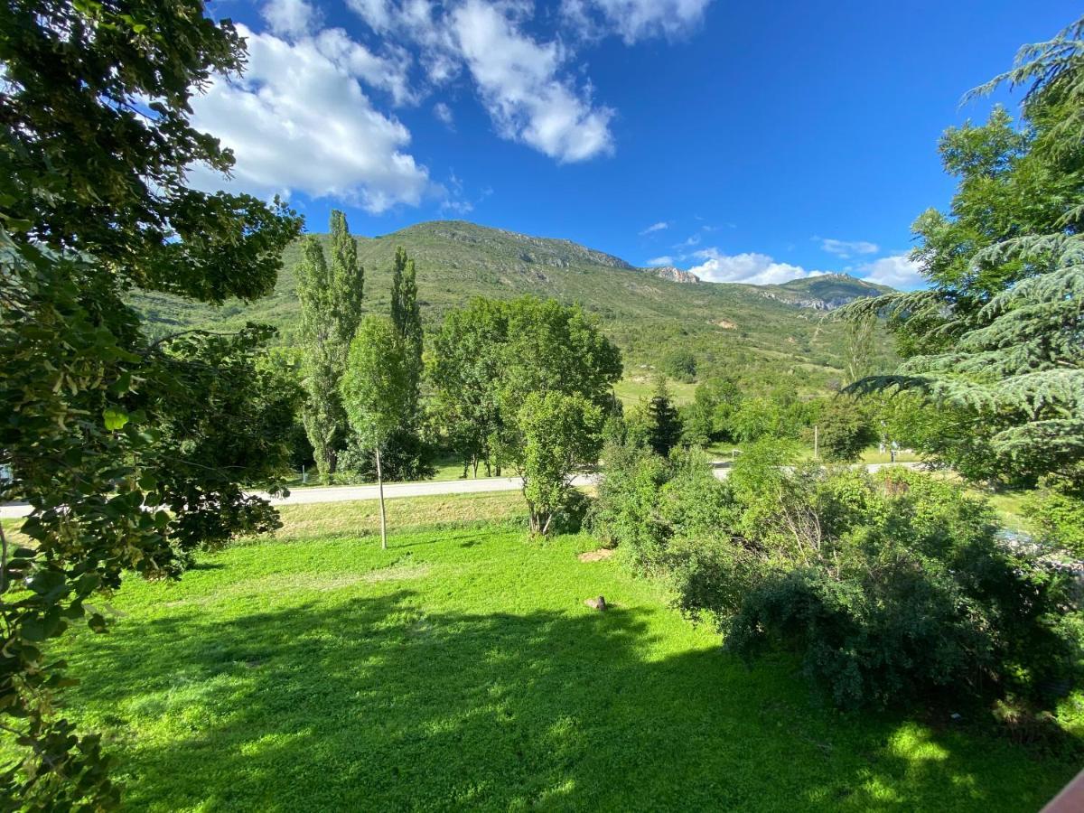 Gite En Haute Provence Montfroc Екстер'єр фото