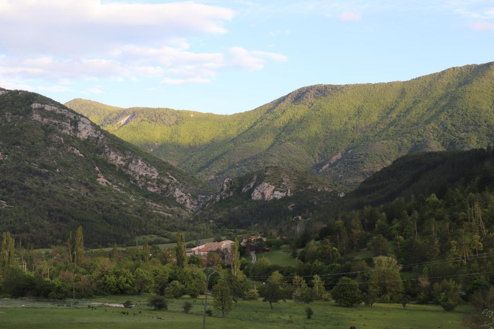 Gite En Haute Provence Montfroc Екстер'єр фото